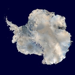 Imagen satélite de la Antártida
